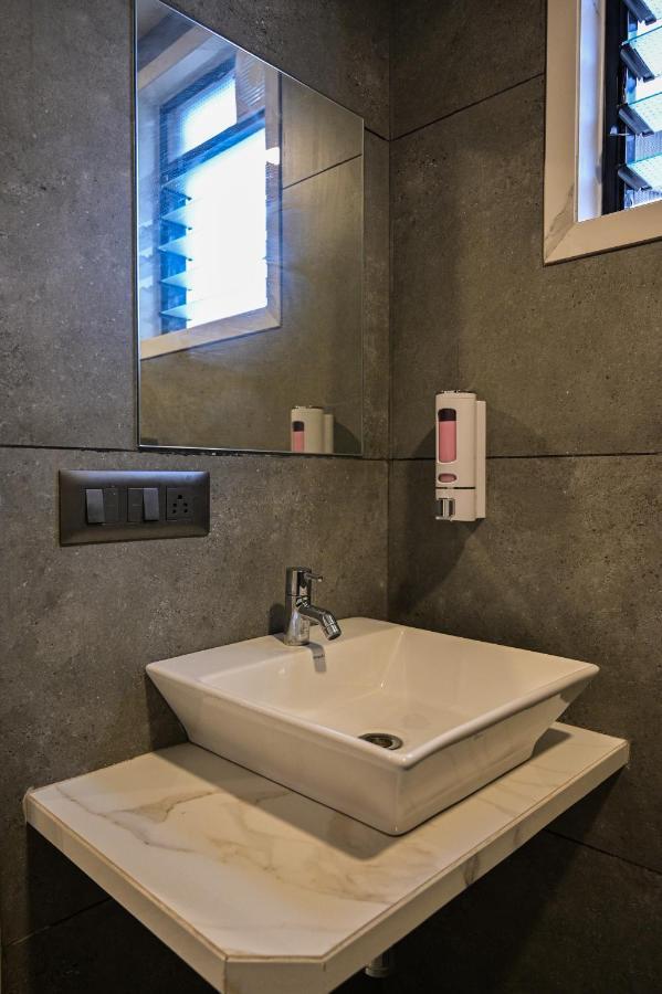 Hotel My Home Residency Насик Экстерьер фото