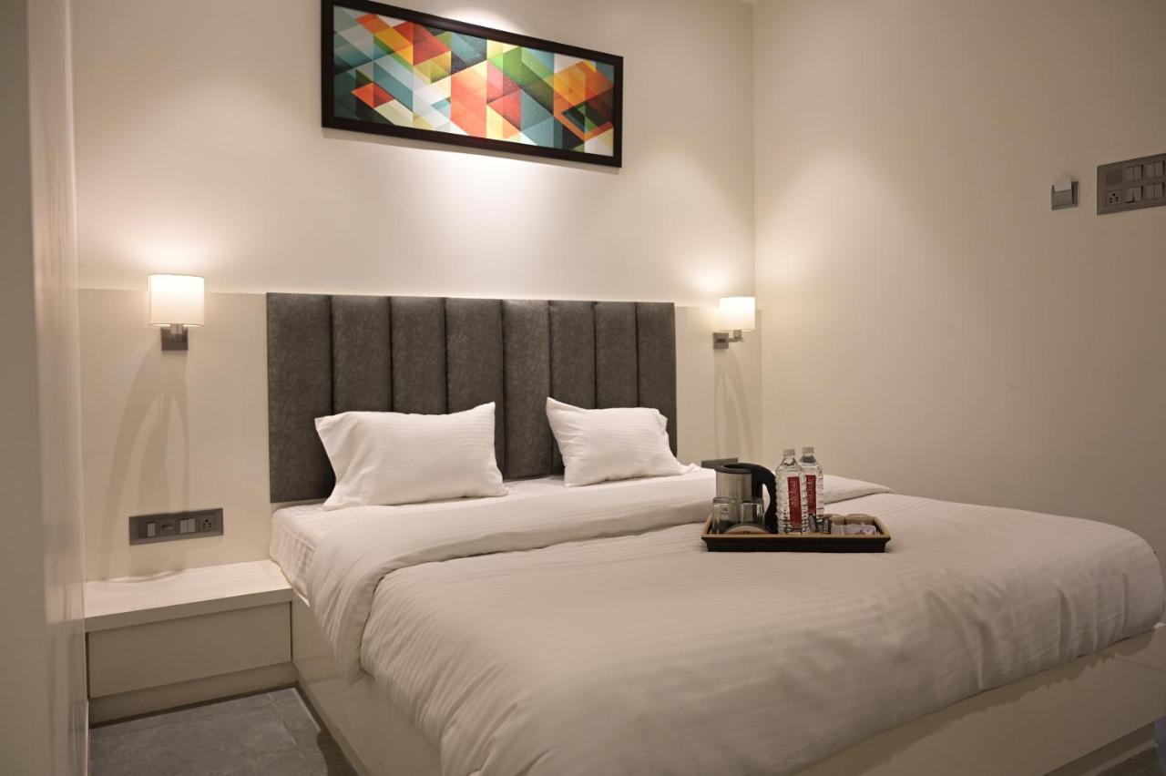 Hotel My Home Residency Насик Экстерьер фото